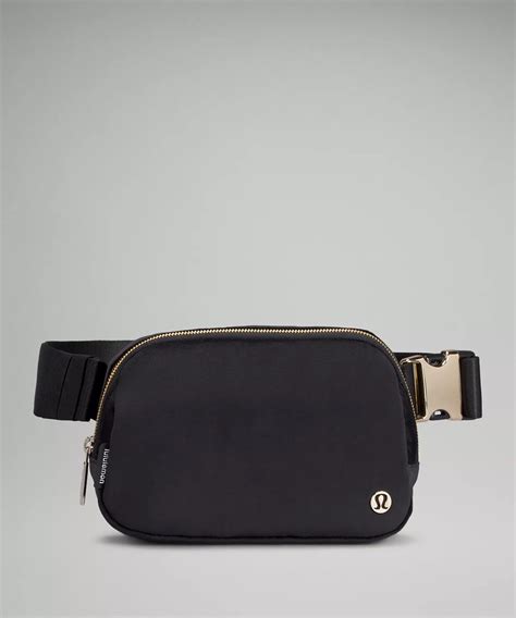 lululemon fanny pack knock off